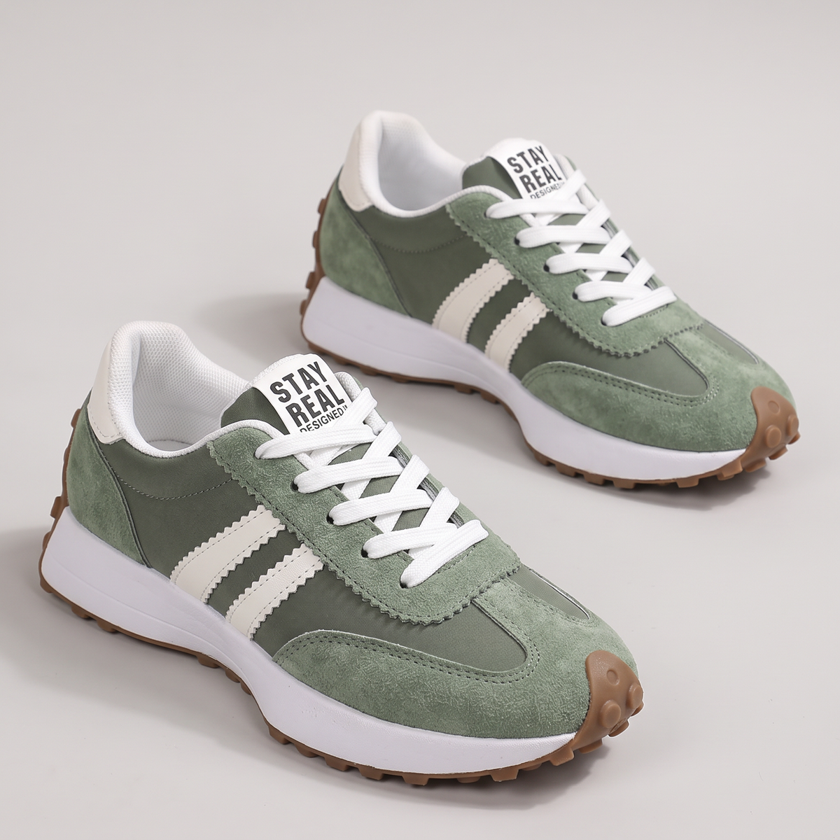 AVA LIGHTWEIGHT COMFORT SNEAKERS