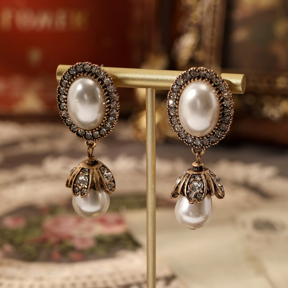 ELOISE | VINTAGE PEARL FRAME DROP EARRINGS