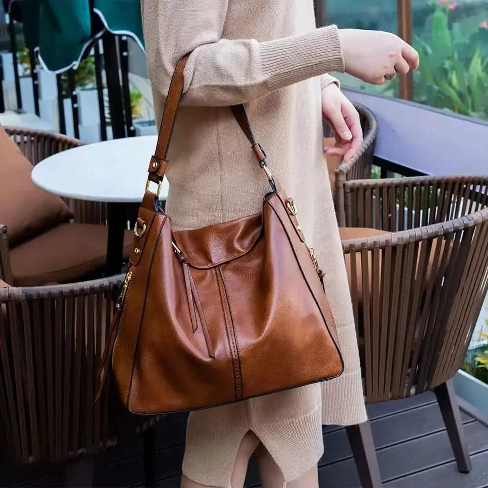 CAMELLIA LEATHER HOBO BAG
