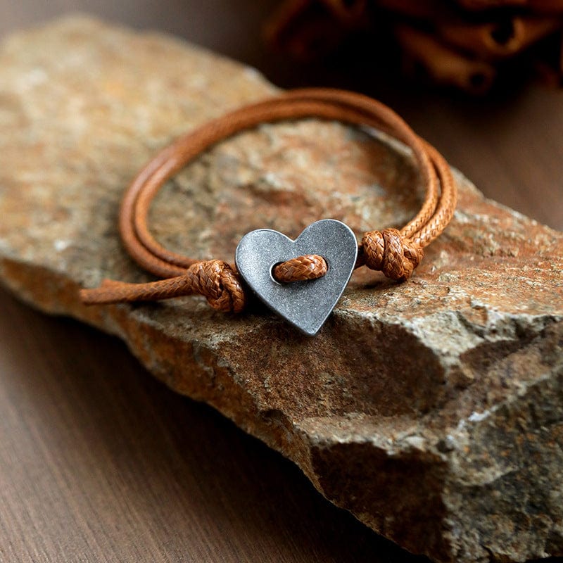 HOLLY | SYMBOL OF LOVE BRACELET