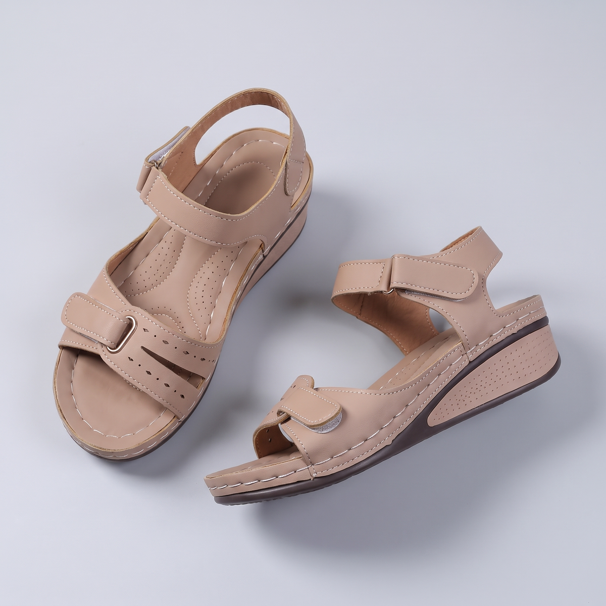 BLAKE COMFORT STEP SANDALS